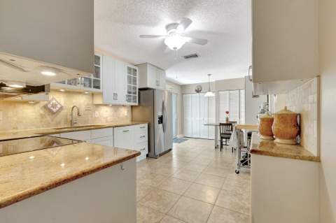 8630 Bridle Path Court #207, Davie FL - photo 7 of 62