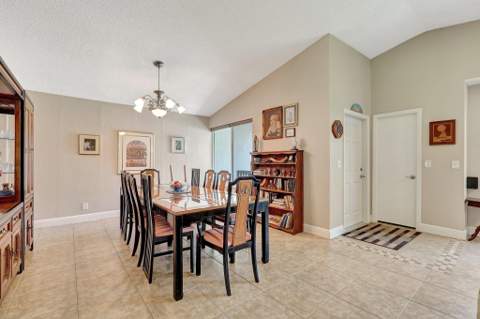 8630 Bridle Path Court #207, Davie FL - photo 13 of 62