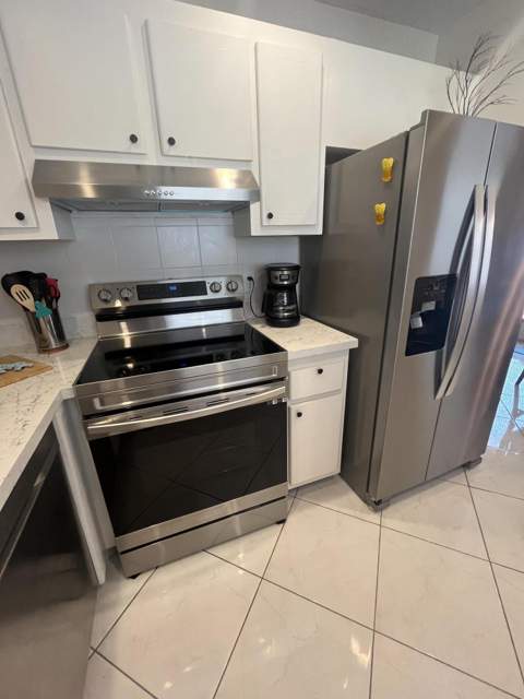 132 Saxony C #132, Delray Beach FL - photo 6 of 28