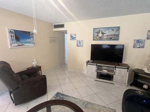 132 Saxony C #132, Delray Beach FL - photo 13 of 28