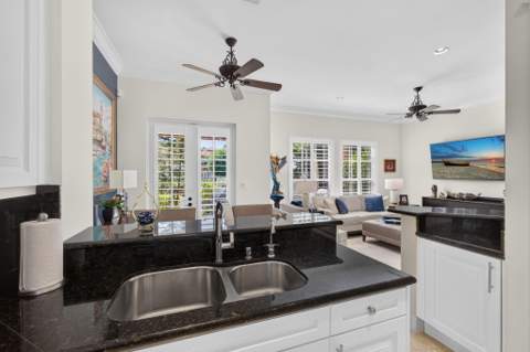 40 Marina Gardens Drive, Palm Beach Gardens FL - photo 13 of 60