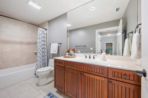 814 Bay Colony Drive, Juno Beach FL - photo 16 of 32