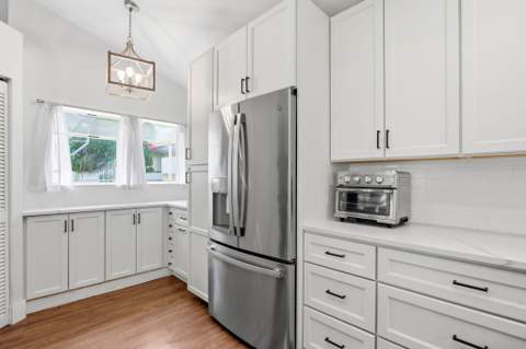 944 Dickens Place, West Palm Beach FL - photo 9 of 42