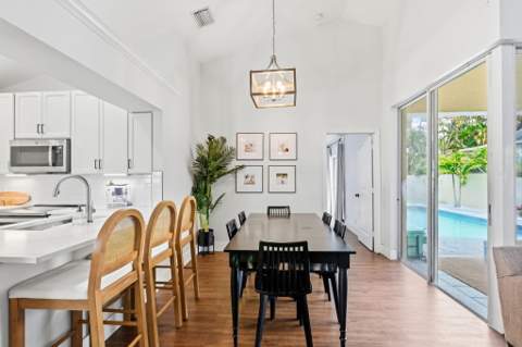 944 Dickens Place, West Palm Beach FL - photo 14 of 42