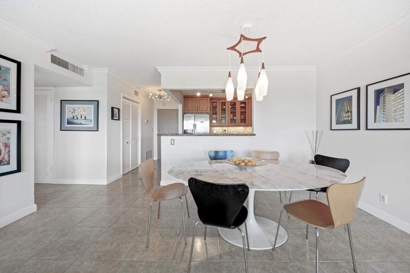2 bedroom Condominium at 340 Sunset Drive #806, Essex Tower, Fort Lauderdale — photo 5