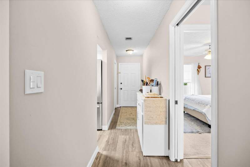2 bedroom Condominium at 801 SE Central Parkway #14, Towne Park North Condo, Stuart — photo 3