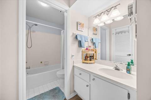 801 SE Central Parkway #14, Stuart FL - photo 18 of 26