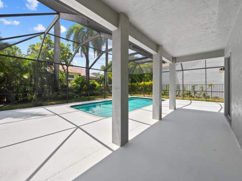 1204 Camellia Circle, Weston FL - photo 10 of 36