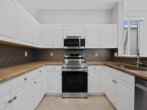 1204 Camellia Circle, Weston FL - photo 15 of 36