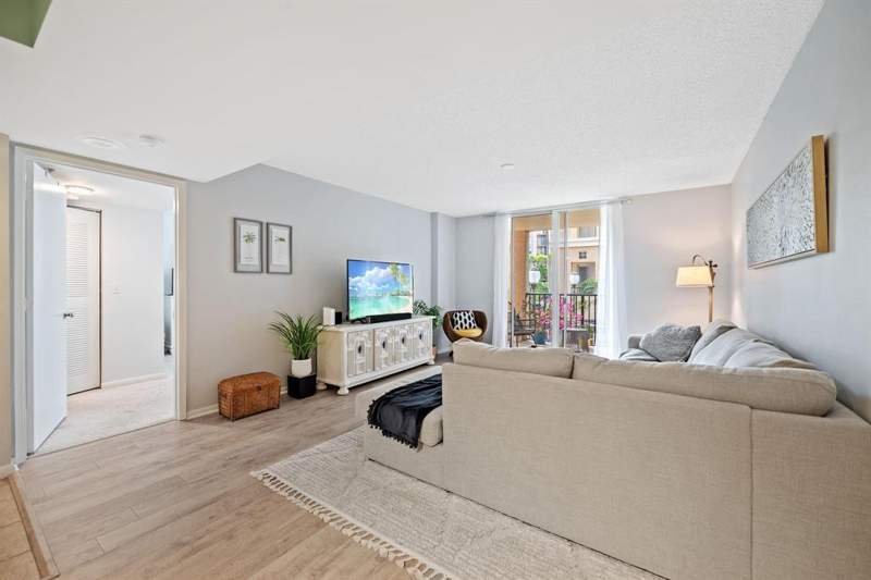 2 bedroom Condominium at 520 SE 5th Avenue #2202, Las Olas By The River Condo, Fort Lauderdale — photo 4