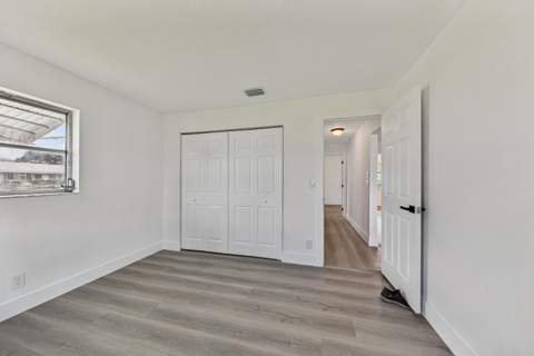 1190 NW 90th Avenue, Plantation FL - photo 10 of 38