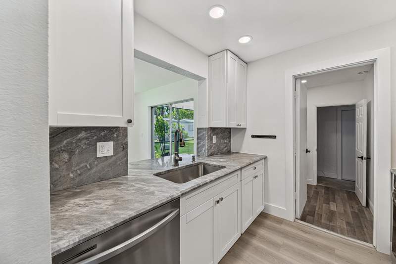 2 bedroom Single Family Residence at 1190 NW 90th Avenue, Lauderdale West 3 Sec, Plantation — photo 3