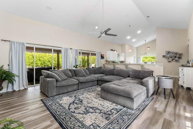 3 bedroom Single Family Residence at 123 Coco Lane, Maplewood Ph 1, Jupiter — photo 5