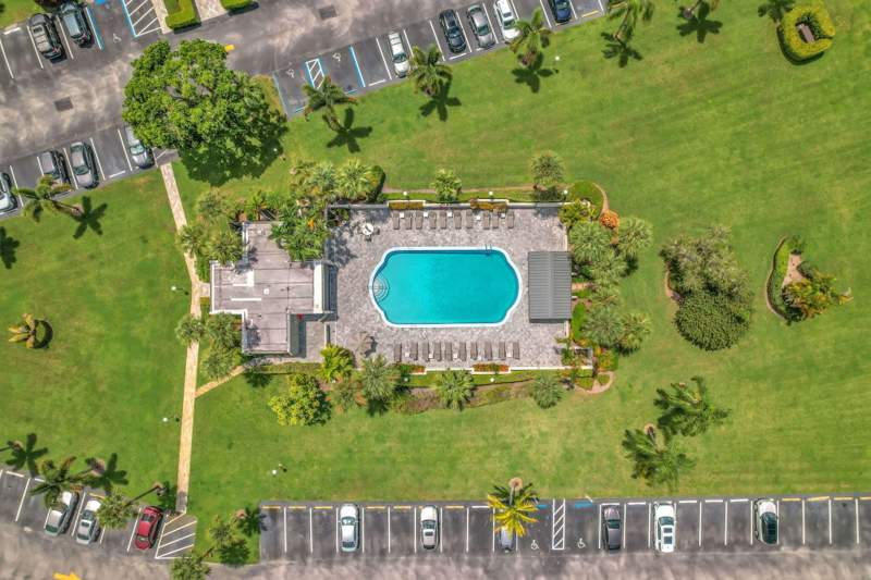 2 bedroom Condominium at 4090 Tivoli Court #107, Fountains Of Palm Beach Condo 7, Lake Worth — photo 4