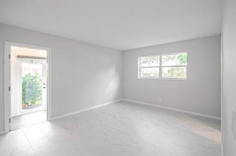 13 Northampton A, West Palm Beach FL - photo 11 of 19