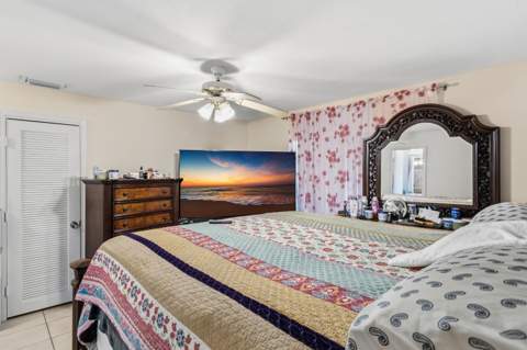 4818 NW 58th Street, Tamarac FL - photo 20 of 34