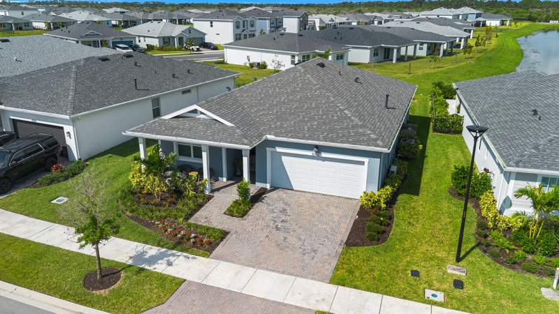 3 bedroom Single Family Residence at 10142 SW Orana Drive, Cadence Phase 1, Port St. Lucie — photo 3
