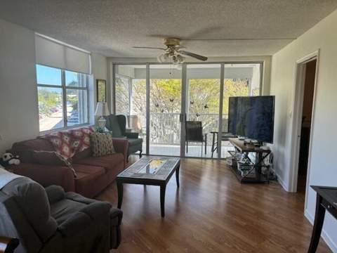 2000 S Federal Highway #301, Boynton Beach FL - photo 7 of 26