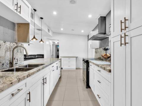1580 NE 43rd Court, Pompano Beach FL - photo 7 of 38