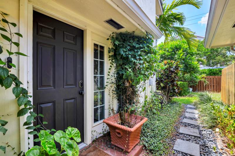 3 bedroom Condominium at 11290 Glen Oaks Court, Twelve Oaks Condo, North Palm Beach — photo 4