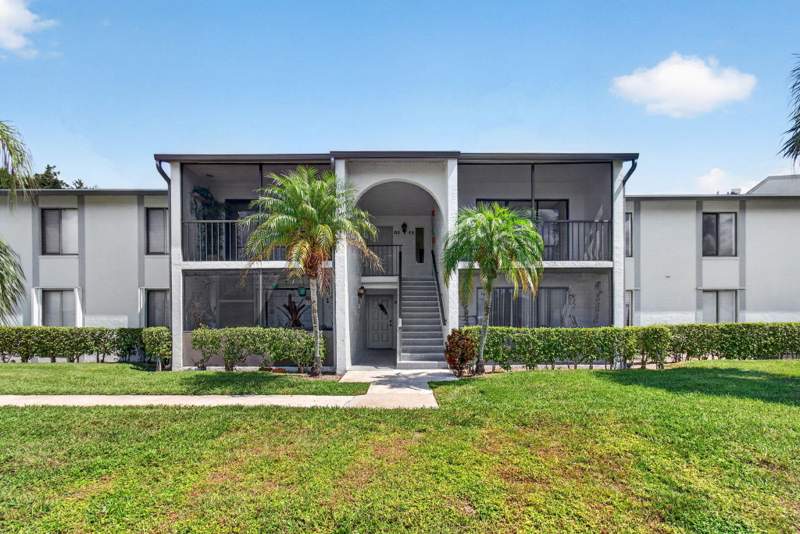 2 bedroom Condominium at 1010 Green Pine Boulevard #F2, Palm Club Village I Condo, West Palm Beach — photo 4