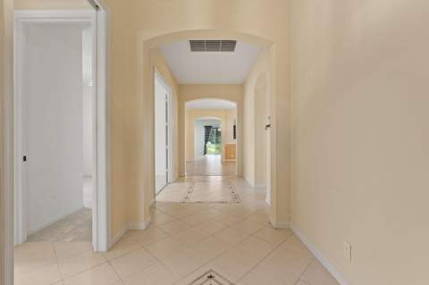 163 NW Pleasant Grove Way, Port St. Lucie FL - photo 7 of 42
