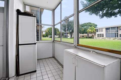 203 Coventry I, West Palm Beach FL - photo 15 of 41