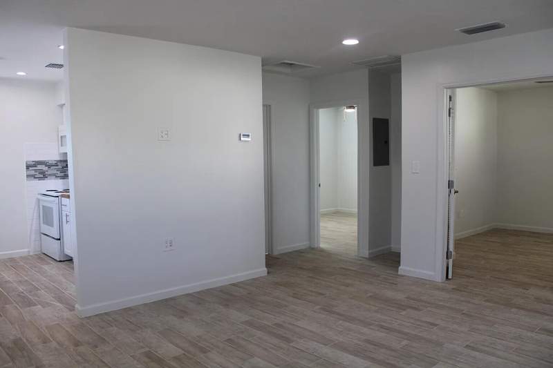 2 bedroom Single Family Residence at 47 SE 12th Street, St James Park Delmar, Dania Beach — photo 5