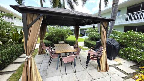 2100 NE 38th Street #219, Lighthouse Point FL - photo 19 of 26