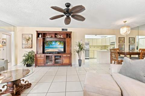 222 Pine Hov Circle #A-2, Greenacres FL - photo 8 of 54
