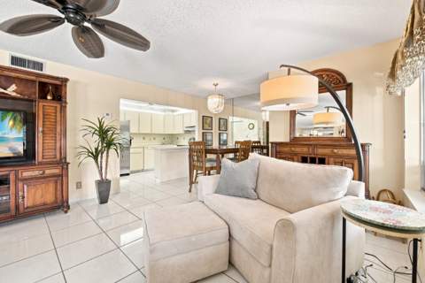 222 Pine Hov Circle #A-2, Greenacres FL - photo 9 of 54