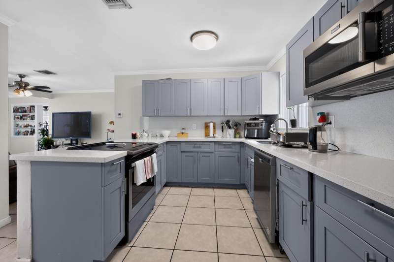 3 bedroom Single Family Residence at 1213 14th Avenue, Whispering Palms 5, Lake Worth Beach — photo 5