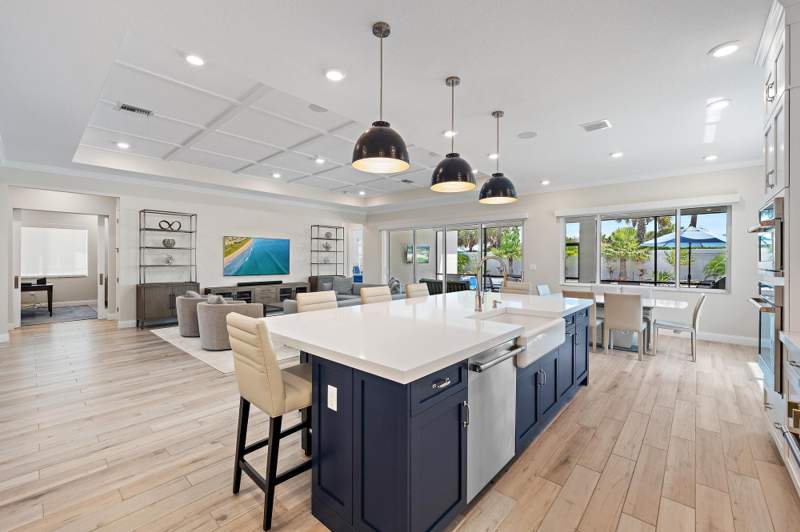 4 bedroom Single Family Residence at 12144 Waterstone Circle, La Terre at Avenir, Palm Beach Gardens — photo 5