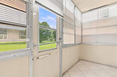 98 Norwich, West Palm Beach FL - photo 17 of 18