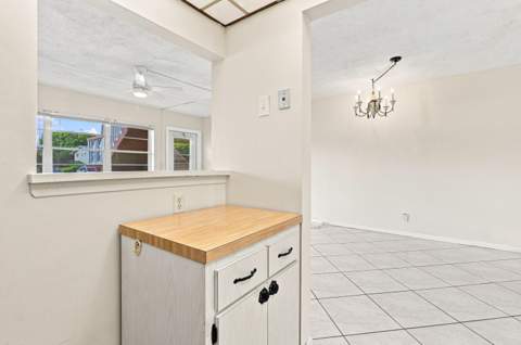 98 Norwich, West Palm Beach FL - photo 11 of 18