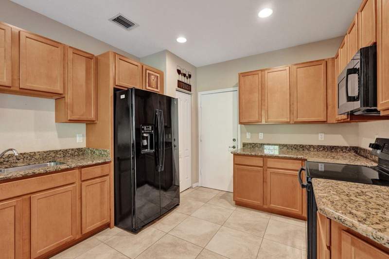 3 bedroom Townhouse at 4603 Cohune Palm Court, Verona Palms, Greenacres — photo 3