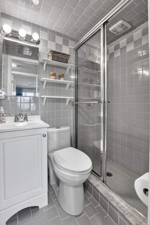 3056 Newport, Deerfield Beach FL - photo 18 of 96