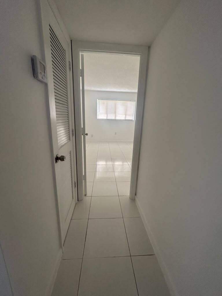 1 bedroom Condominium at 2881 N Pine Island Road #208, Sunrise Lakes 65 Condo, Sunrise — photo 5