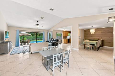10666 NW 2nd Place, Coral Springs FL - photo 6 of 49