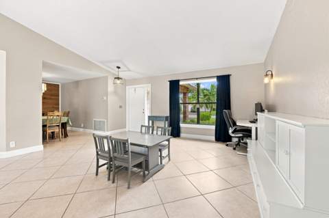 10666 NW 2nd Place, Coral Springs FL - photo 7 of 49