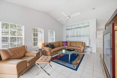 10112 Andover Coach Circle #B2, Lake Worth FL - photo 8 of 49