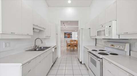 10112 Andover Coach Circle #B2, Lake Worth FL - photo 11 of 49