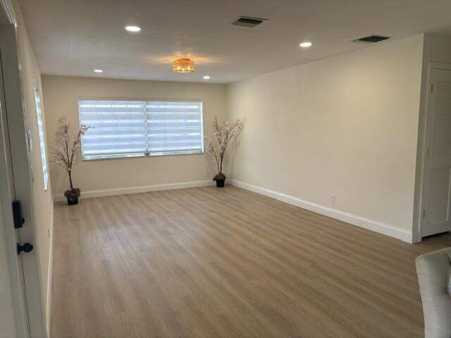 2 bedroom Condominium at 10170 40th Way, LIMETREE CONDO, Boynton Beach — photo 5