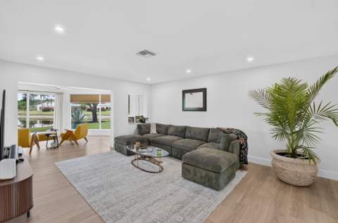 8 Slash Pine Drive, Boynton Beach FL - photo 9 of 87