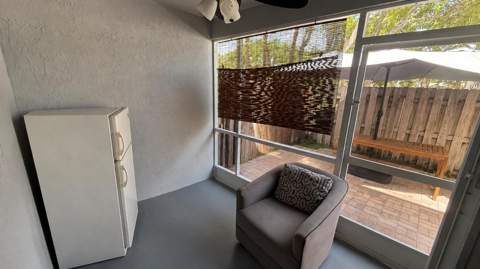 9491 Stanley Lane, Tamarac FL - photo 9 of 12