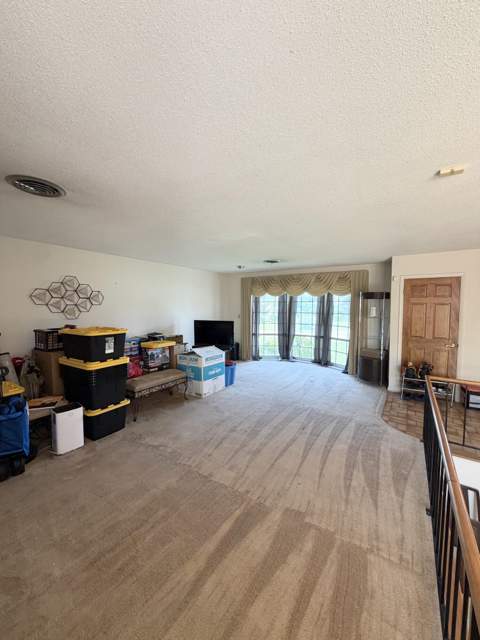 909 NE 3rd Street, Belle Glade FL - photo 8 of 43