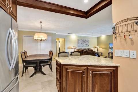 2121 NE 68th Street #202, Fort Lauderdale FL - photo 8 of 48