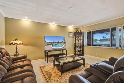 2121 NE 68th Street #202, Fort Lauderdale FL - photo 17 of 48