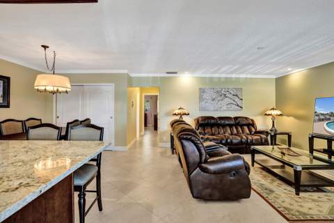 2121 NE 68th Street #202, Fort Lauderdale FL - photo 20 of 48