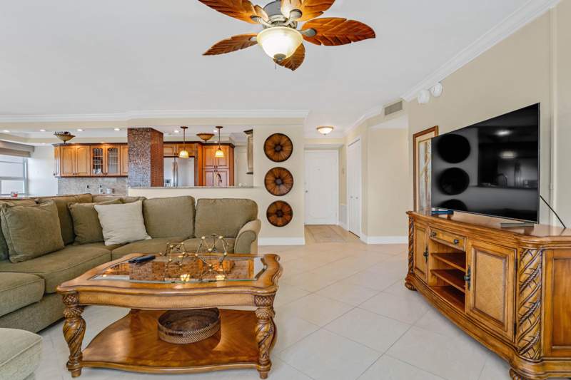 2 bedroom Condominium at 133 N Pompano Beach Boulevard, Ocean Monarch Condo Inc, Pompano Beach — photo 3